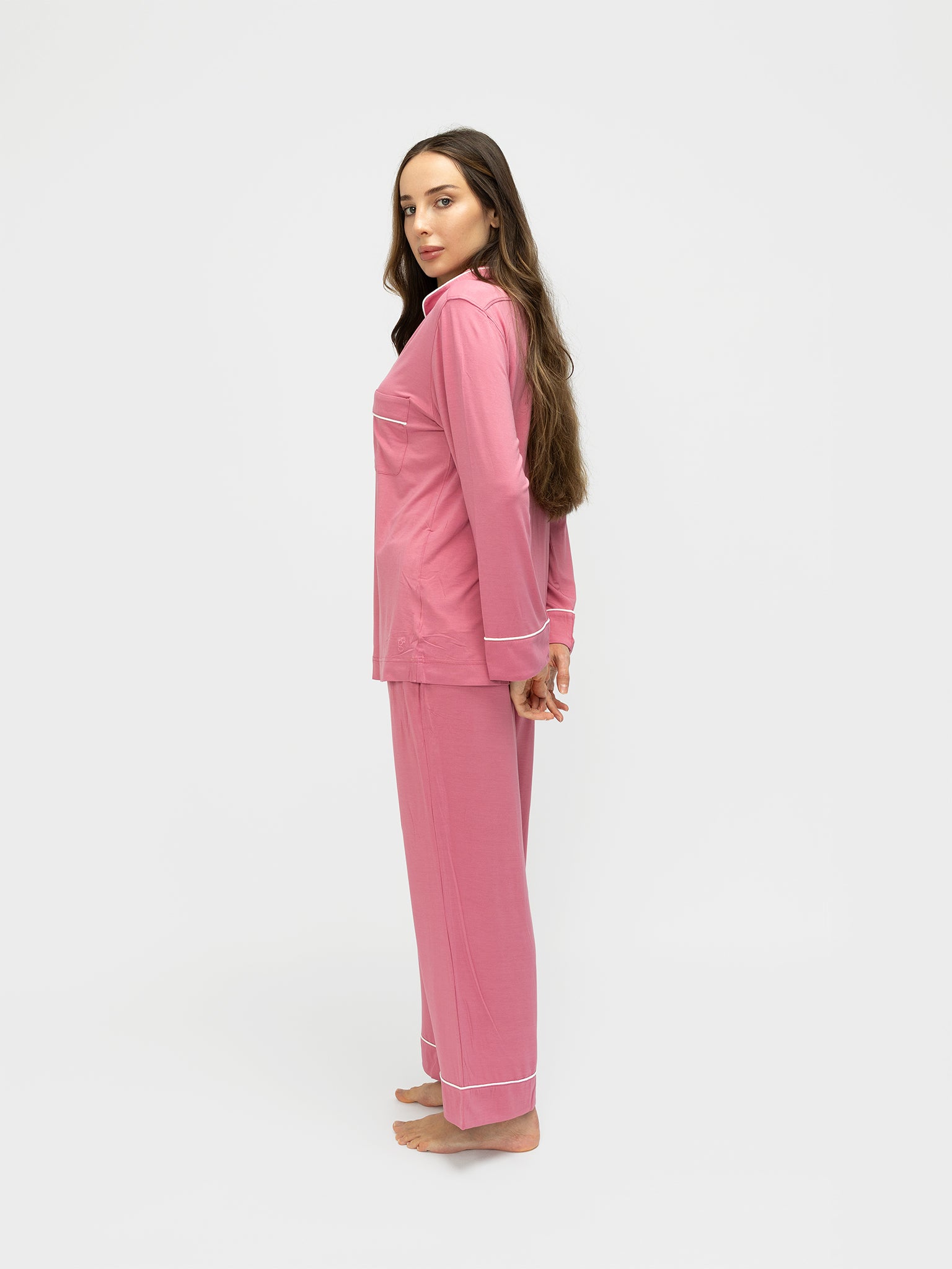 #color_raspberry rose #اللون_وردي كرزي